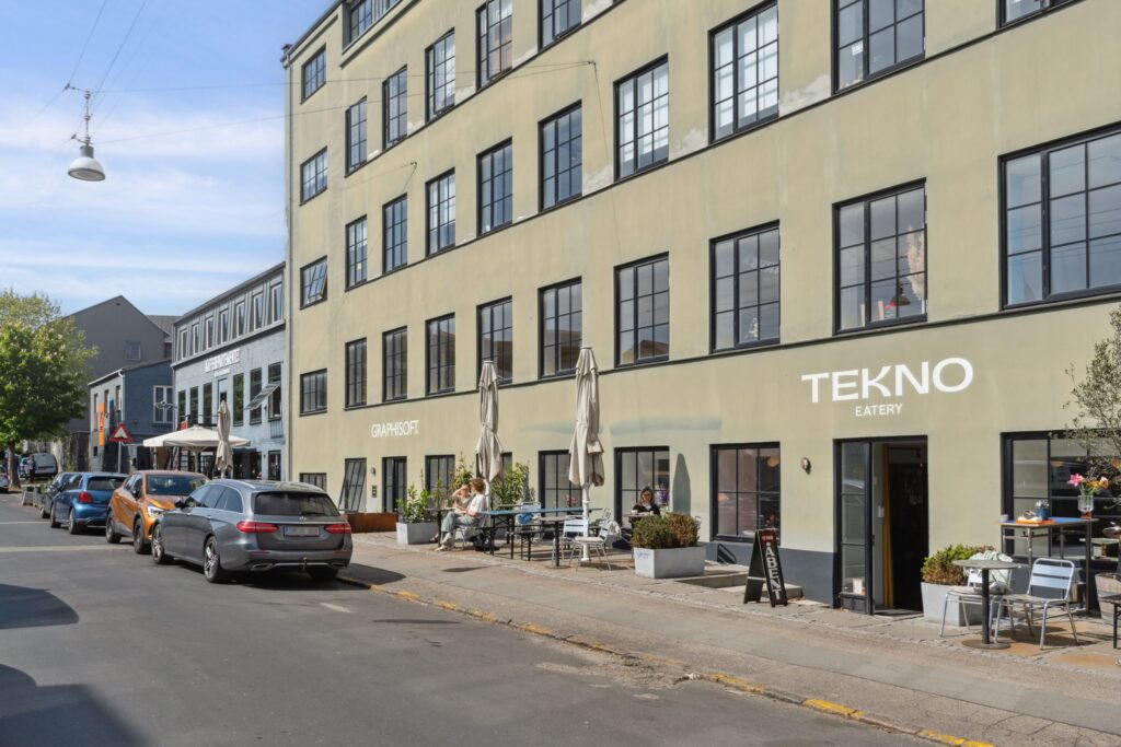 Stemningsbillede fra Nordvest med byliv, caféer, kreative erhverv og karakteristisk bymiljø.