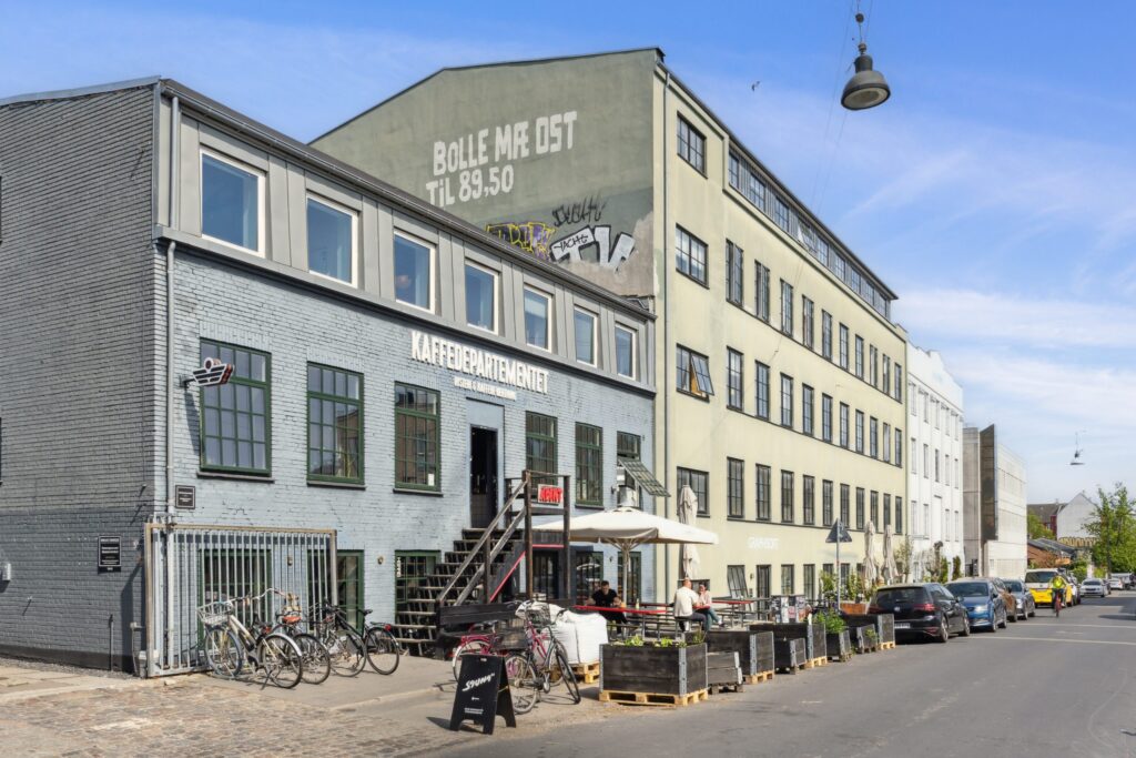 Stemningsbillede fra Nordvest med byliv, caféer, kreative erhverv og karakteristisk bymiljø.